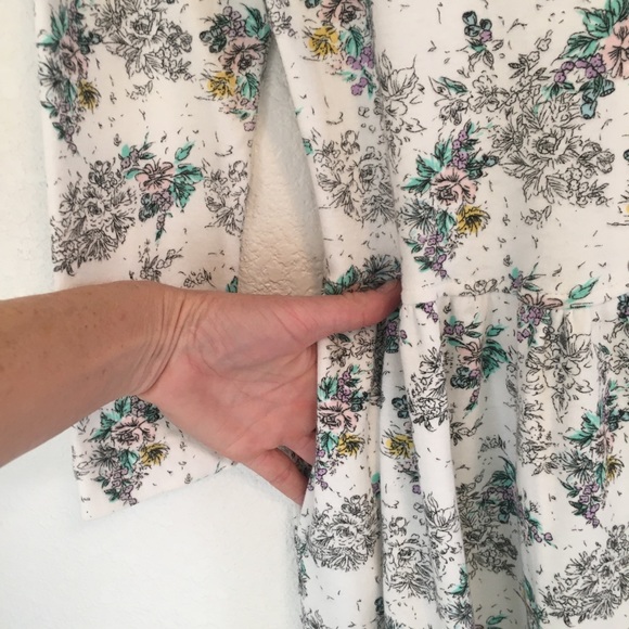 💐VTG 80s drop waist cotton floral dress - Picture 5 of 11